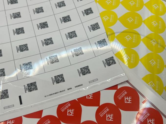 Op maat gemaakte etiket stickers zijn perfect voor hologram stickers wisselbaar QR code label 1